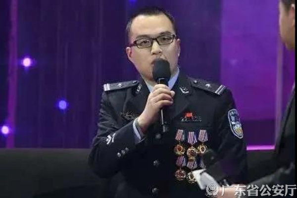 1李丹.jpg