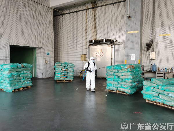 八、广州市公安机关联合广州海关缉私局侦破“飓风236号”特大走私冻品案2.jpg